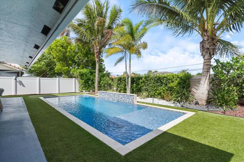 Tiny photo for 3780 Cypress Lake Drive, Lake Worth, FL 33467 (MLS # B26013661)