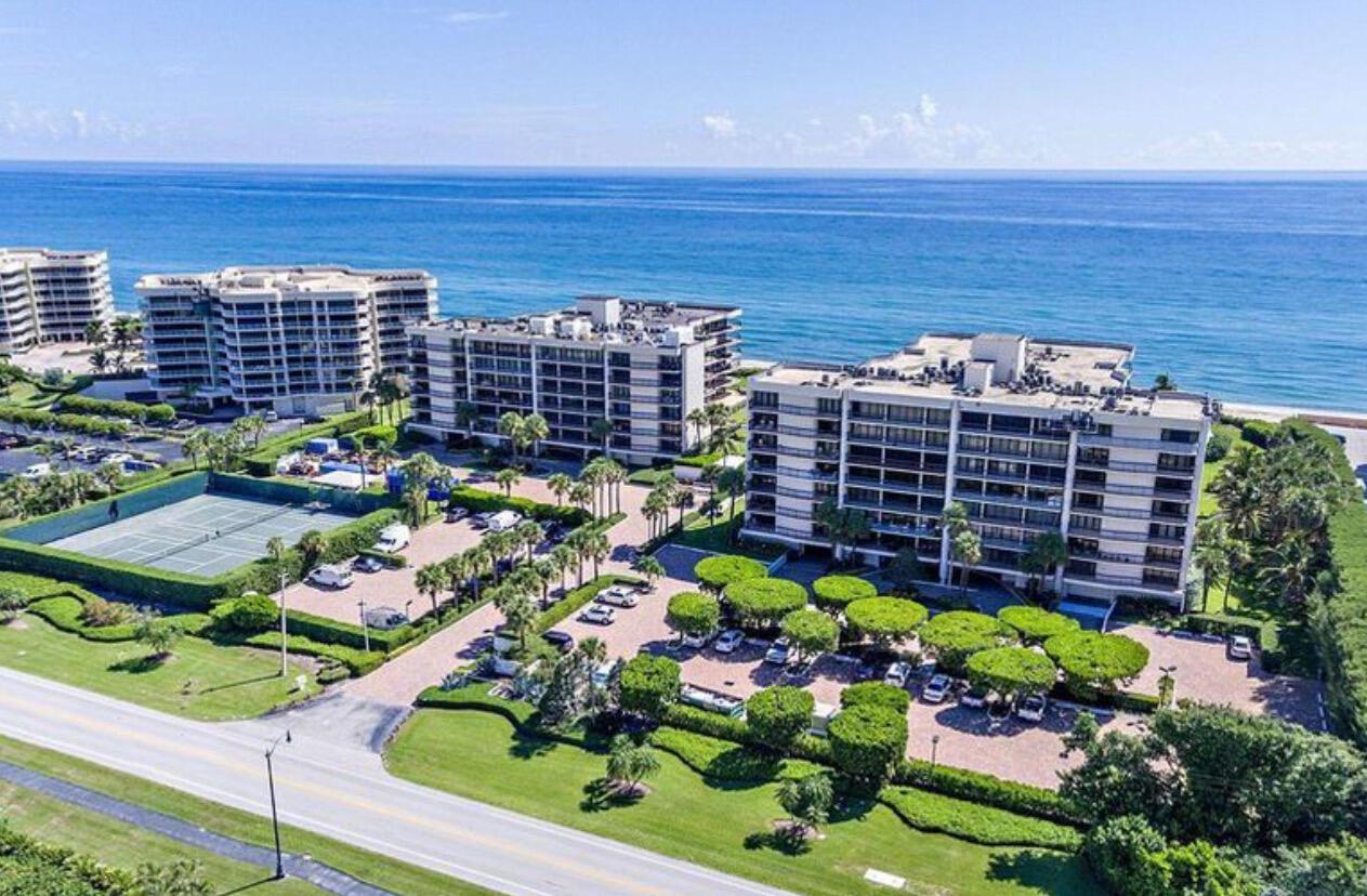 HALCYON OF PALM BEACH - Residential