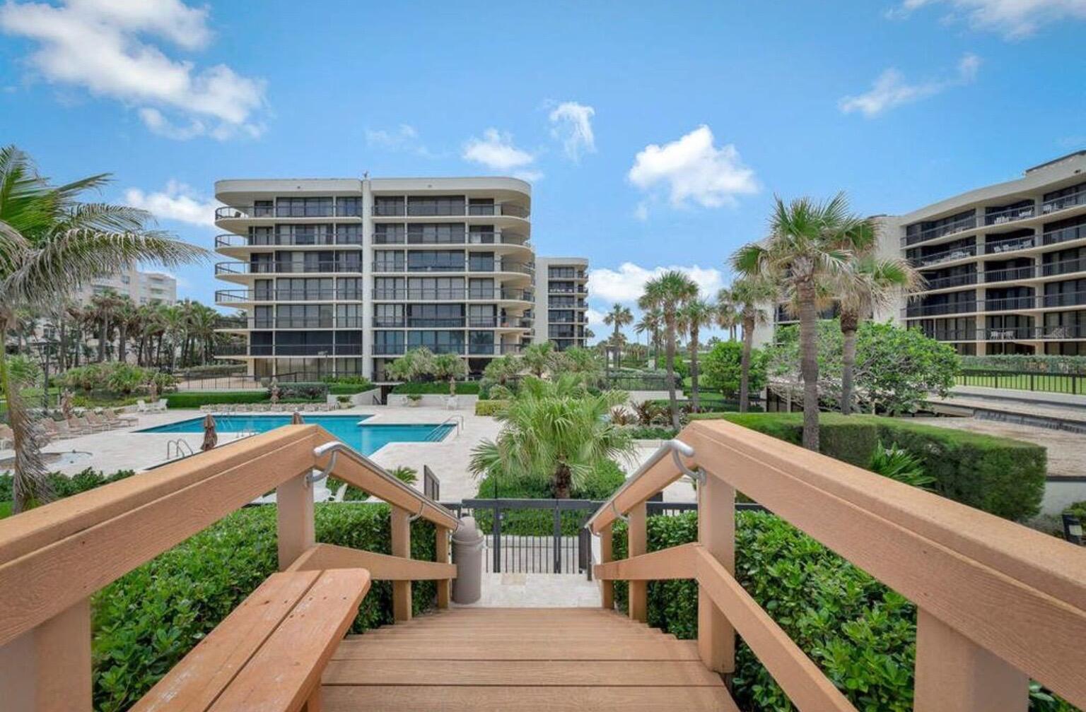 HALCYON OF PALM BEACH - Residential