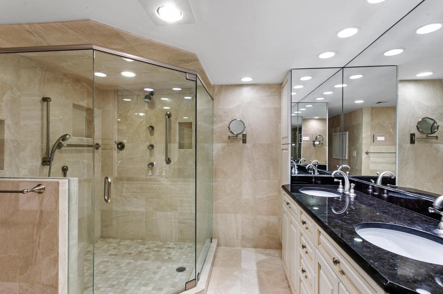 HALCYON OF PALM BEACH - Residential