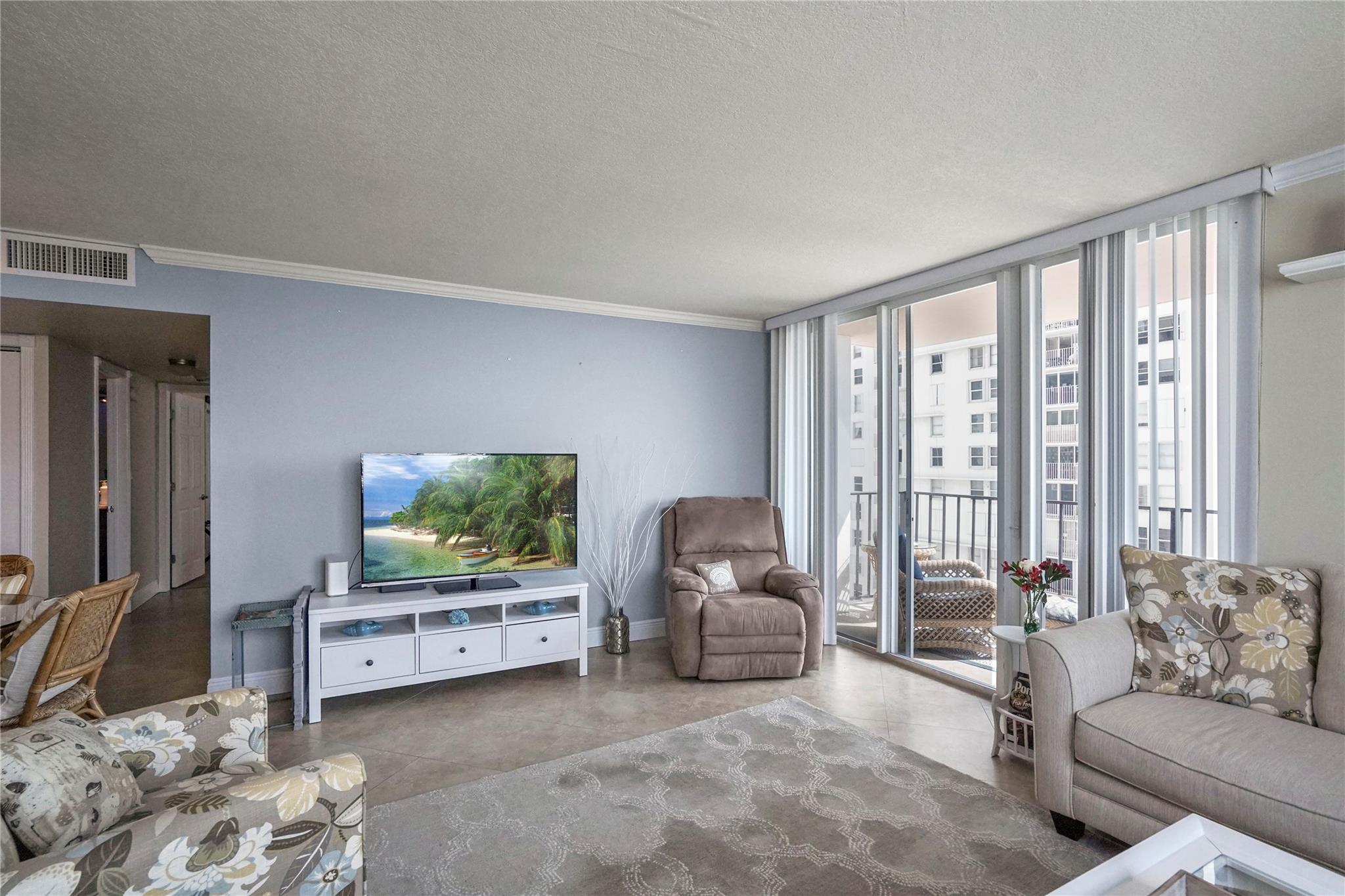 101 Briny Ave 1712