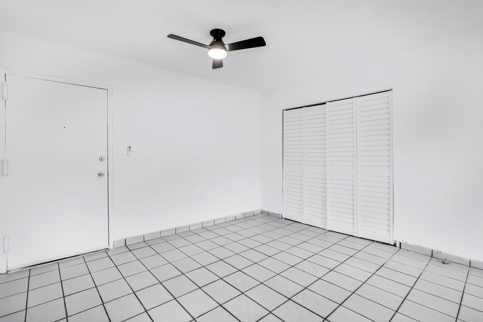 SUNSET VILLAS NO 3 CONDO - Residential Lease