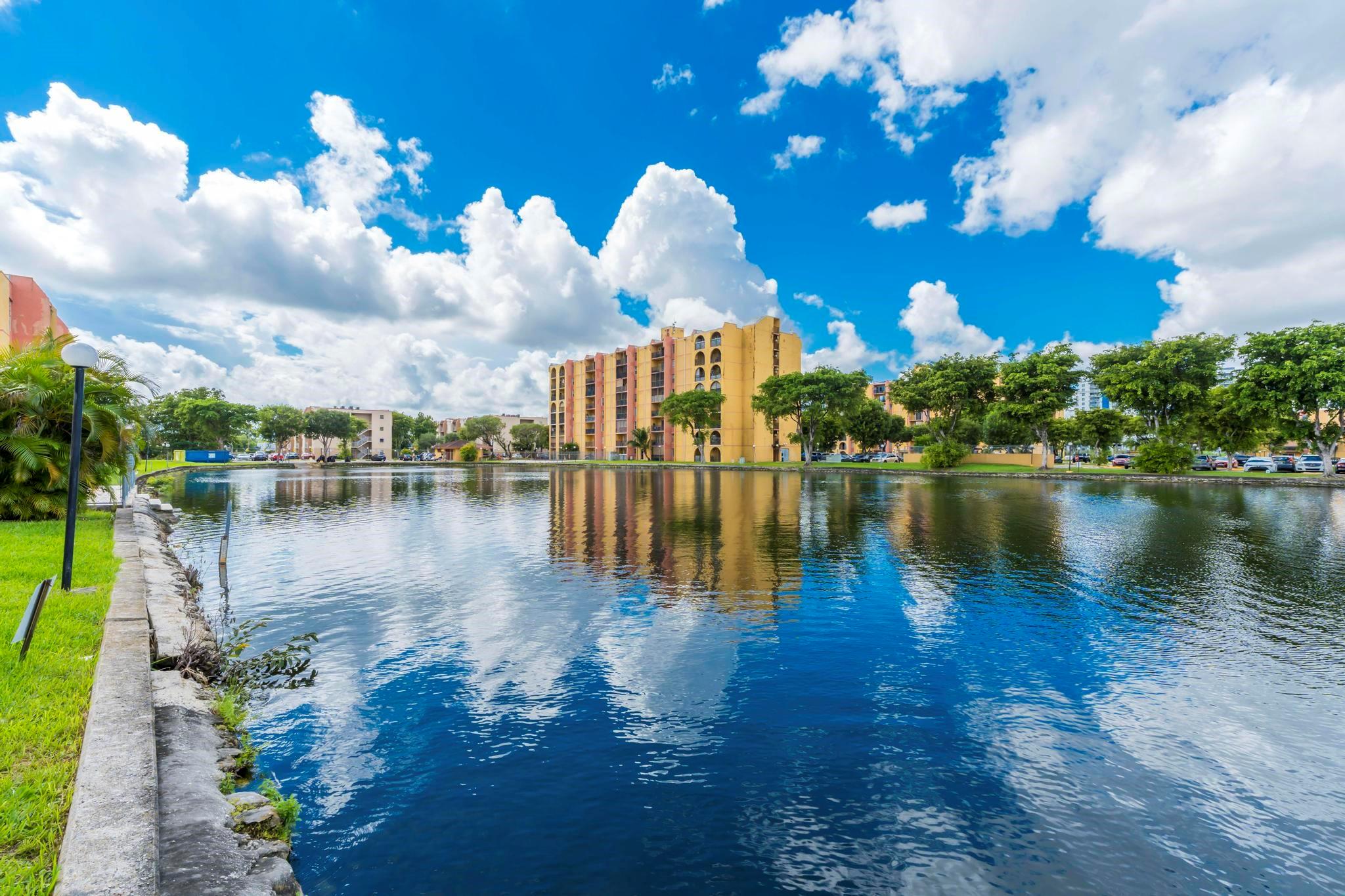 SUNSET VILLAS NO 3 CONDO - Residential Lease