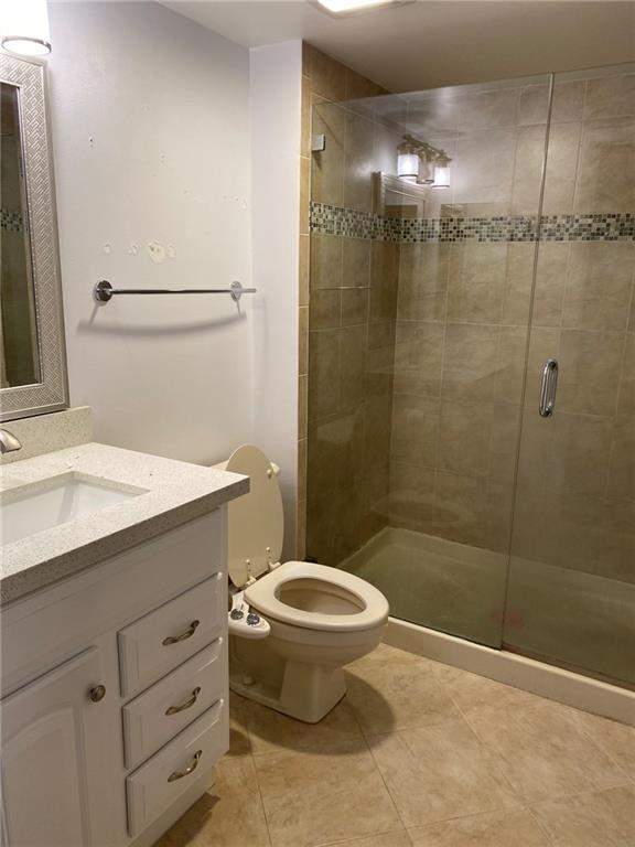 Edgewater Condo - Residential Lease