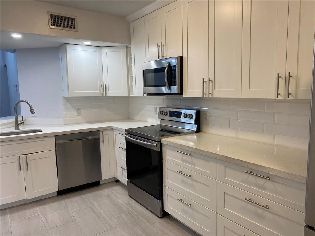 Edgewater Condo - Residential Lease