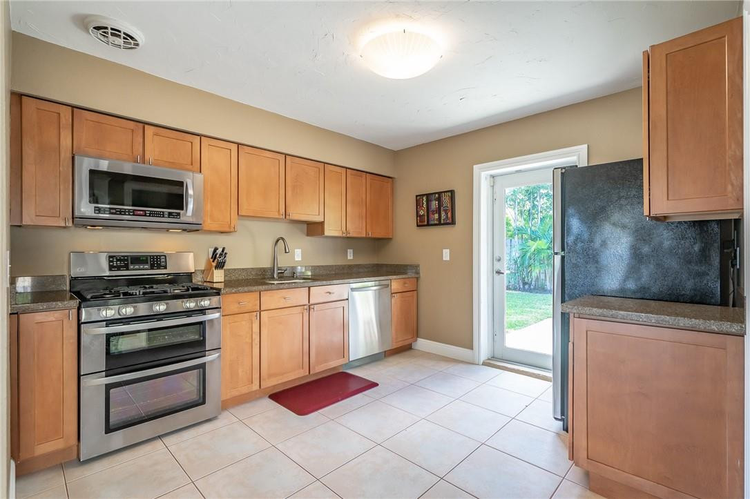 NORTH ANDREWS GARDENS 2ND - Residential