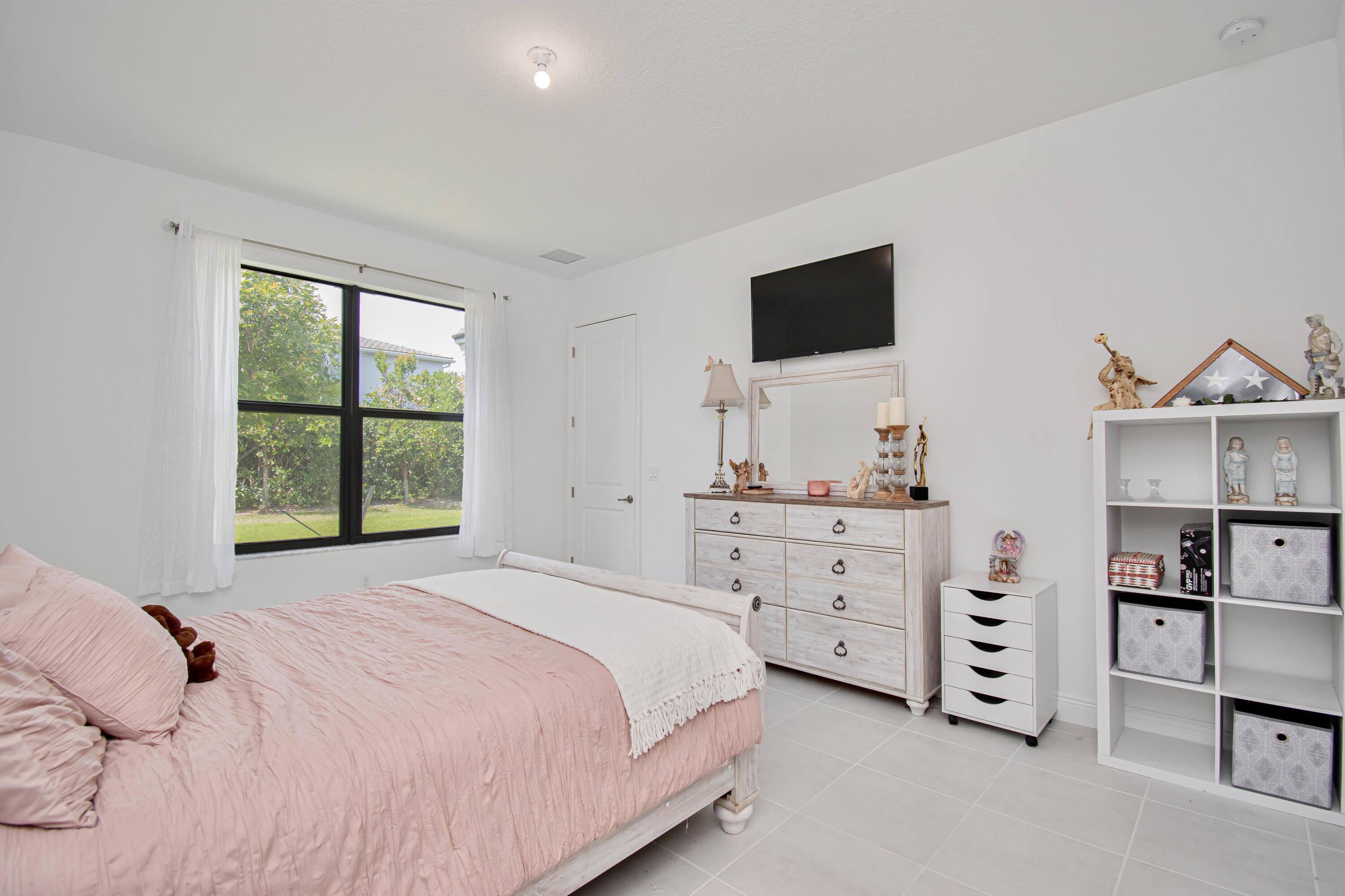 SKY COVE - Residential