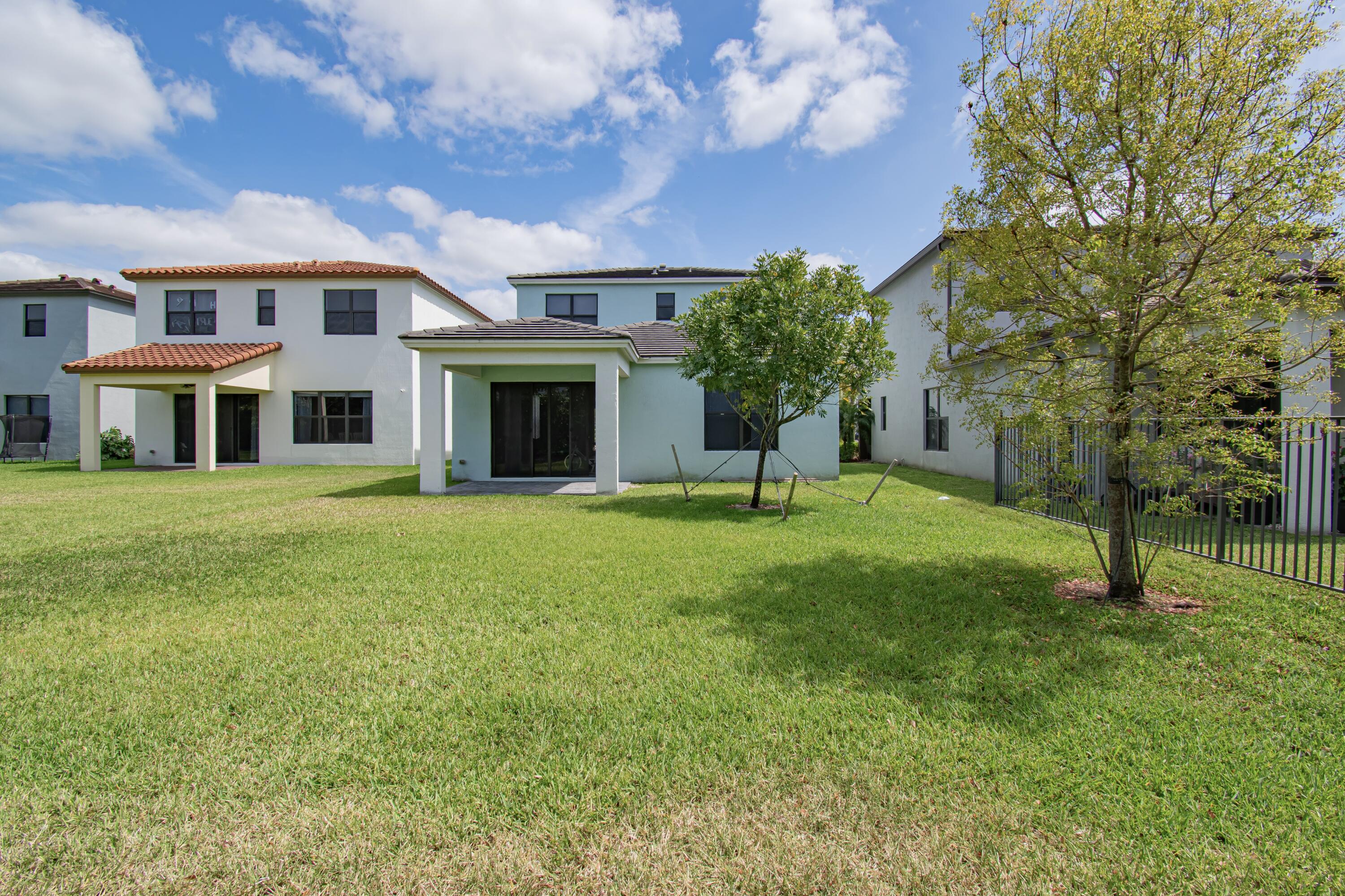 SKY COVE - Residential