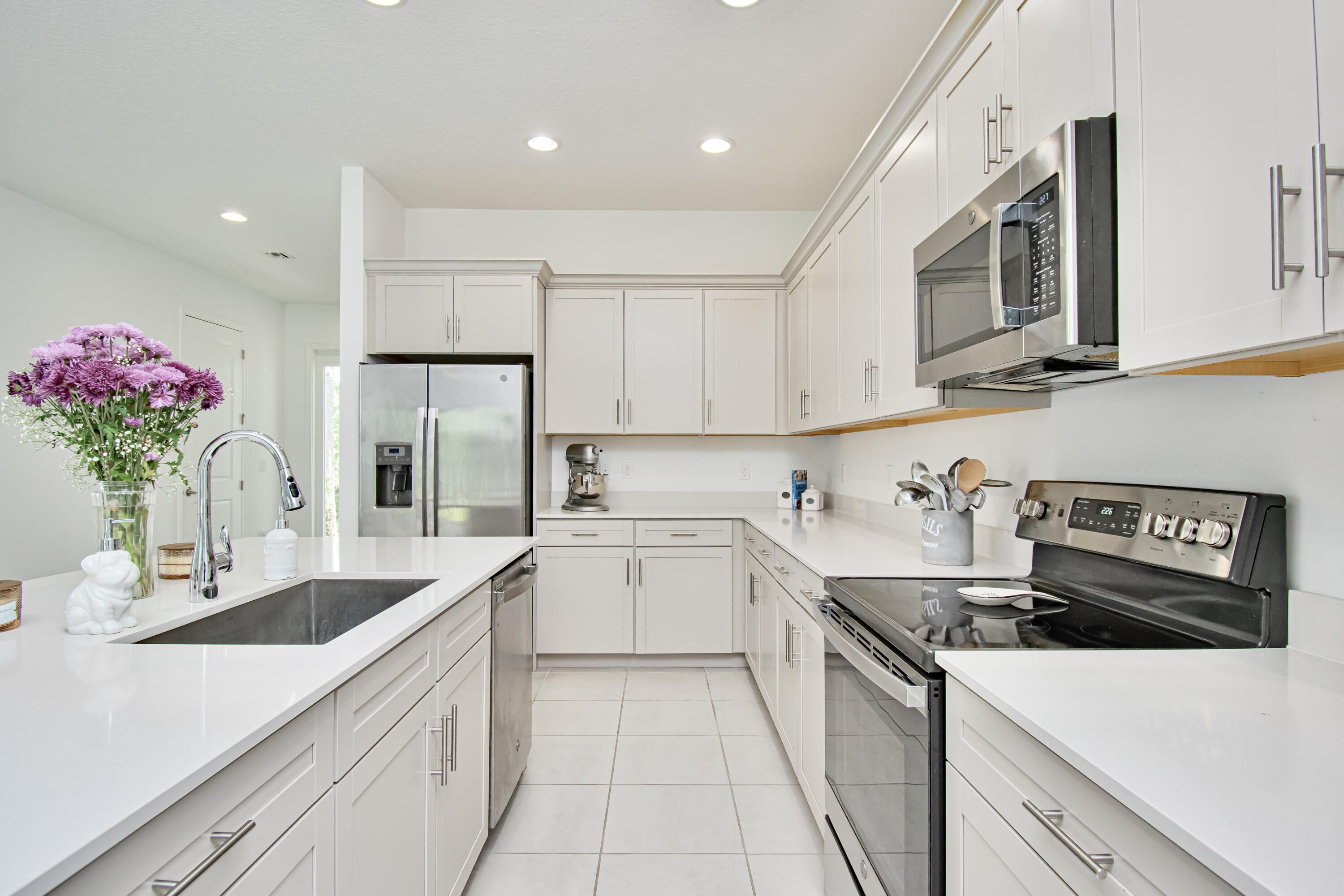 SKY COVE - Residential