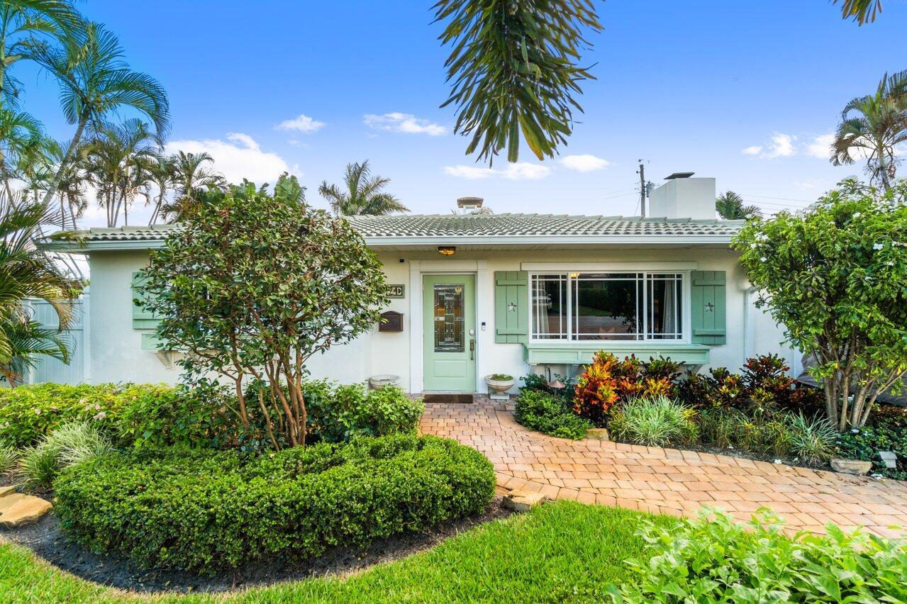Single Family Delray Beach Pool Home now available for the 2025/2026 winter season! Located in the Bonniecrest community just off NE 2nd Ave, you are a short bike ride or golf cart ride to all that famed Atlantic Ave has to offer and only blocks from the Atlantic Ocean. The 3 bedroom split floor plan house also contains a phenomenal converted garage area which can be used for a 4th bedroom or game room. The property is located on a corner lot and is fully fenced. The heated pool is surrounded by lushly landscaped vegetation with tremendous privacy. Available between the months of December through March of 2024, this is the absolute greatest seasonal rental on the market today! Tenant must have Renter's Insurance. Golf Cart available at a separate fee. Rent due in full.