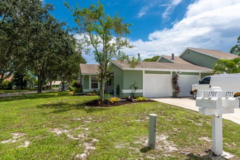 A home in Port St Lucie