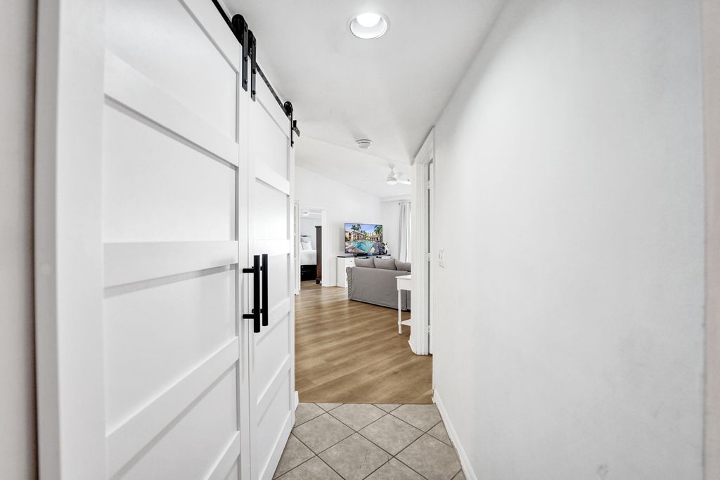 Photo of 2125 SE 10th Avenue #1008, Fort Lauderdale, FL 33316 (MLS # B26024688)