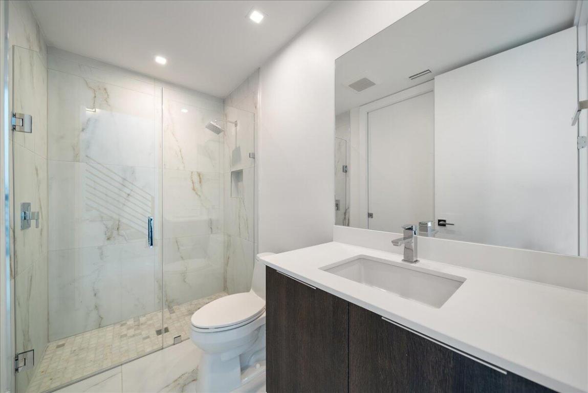 Lake Ridge - Residential