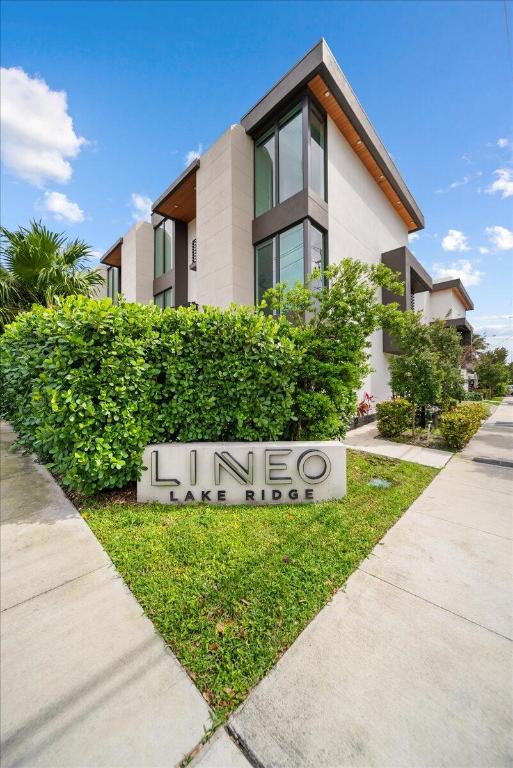 Lake Ridge - Residential