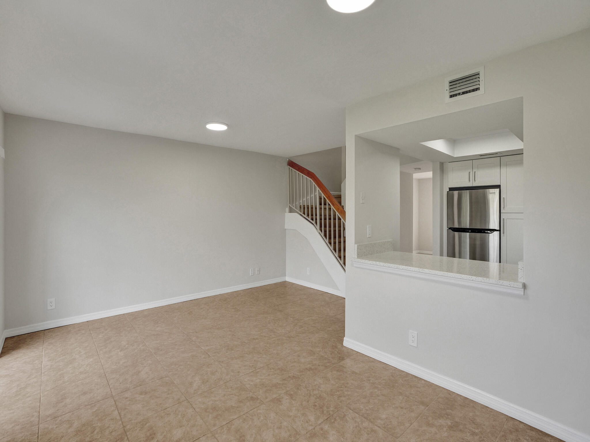 CORAL SPRINGS VILLAGE GREEN - Residential Lease