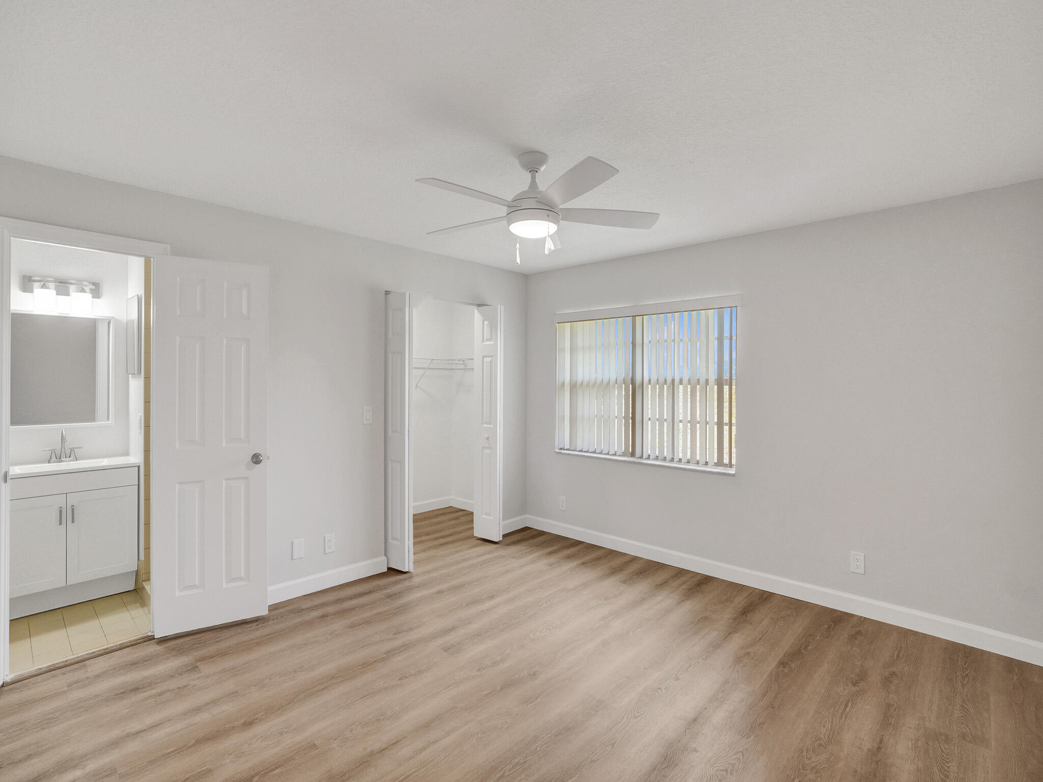 CORAL SPRINGS VILLAGE GREEN - Residential Lease