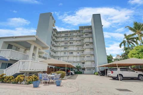 A home in Deerfield Beach