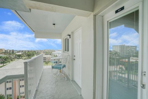 A home in Deerfield Beach