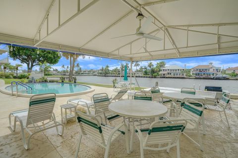 A home in Deerfield Beach