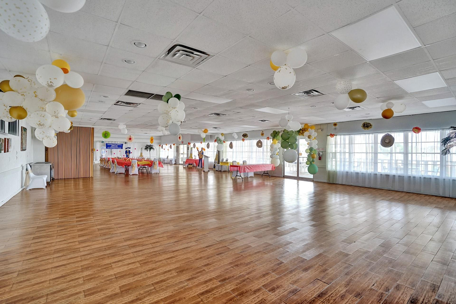 Ravenswood Estates & Mari - Residential