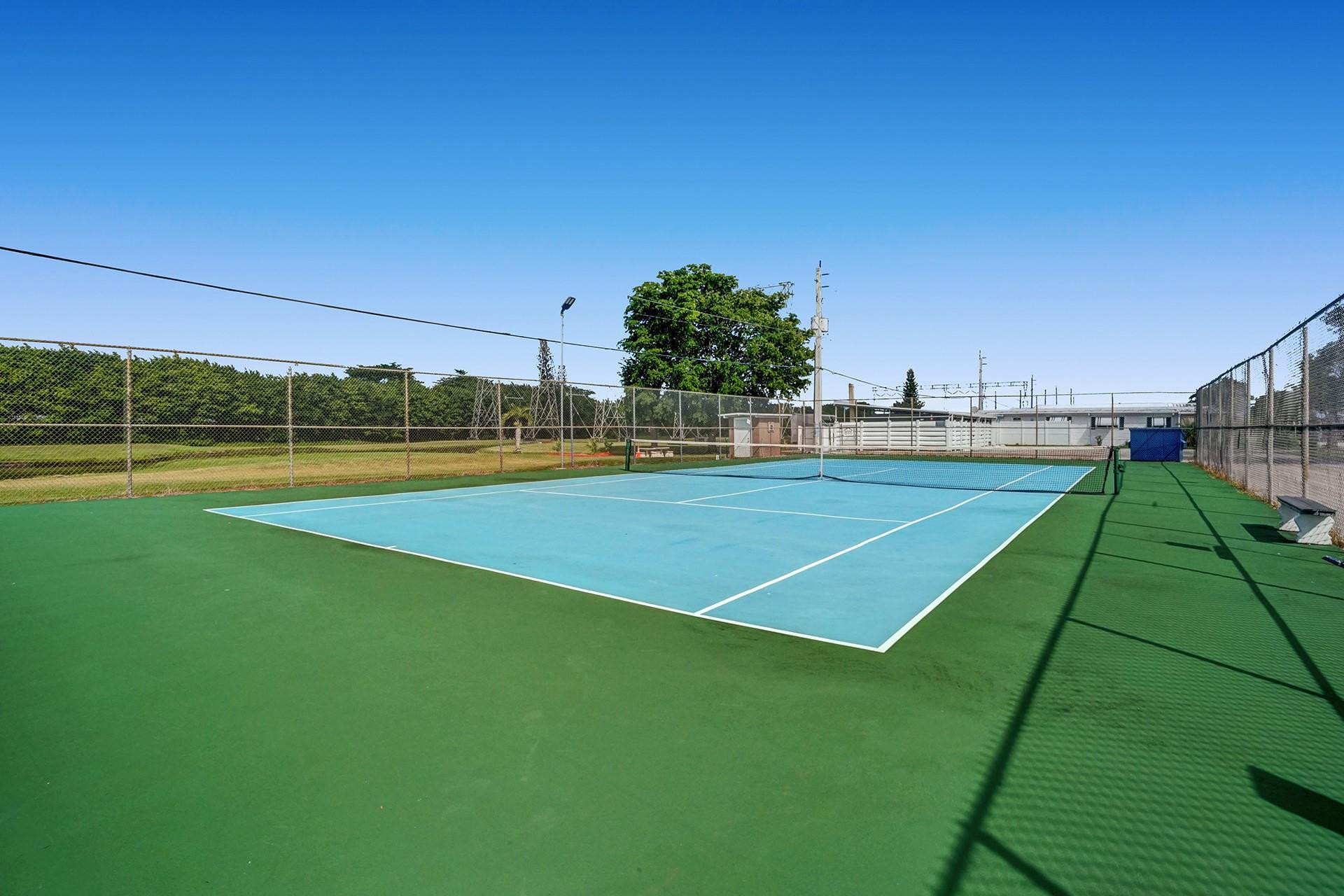 Ravenswood Estates & Mari - Residential