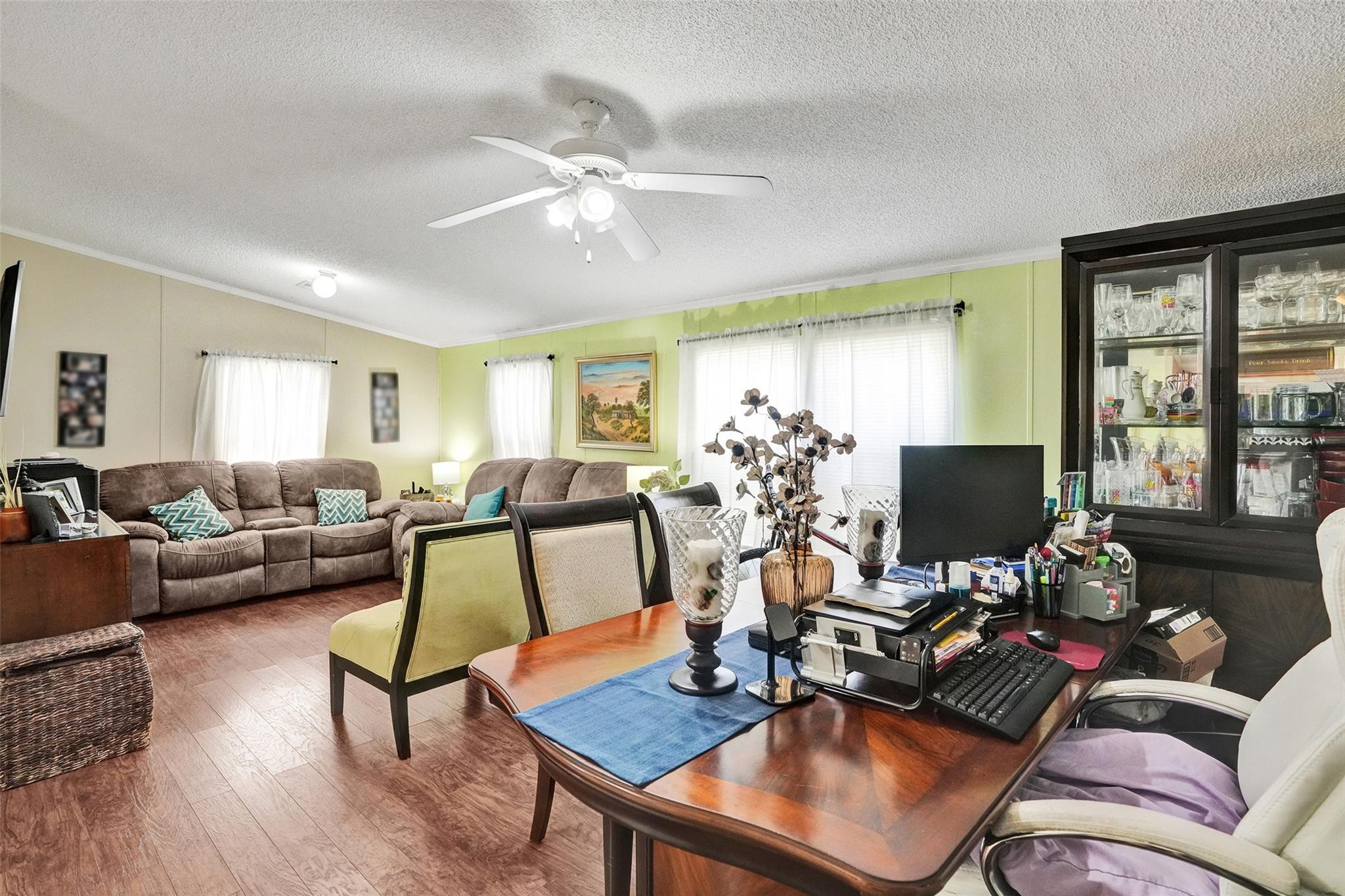 Ravenswood Estates & Mari - Residential