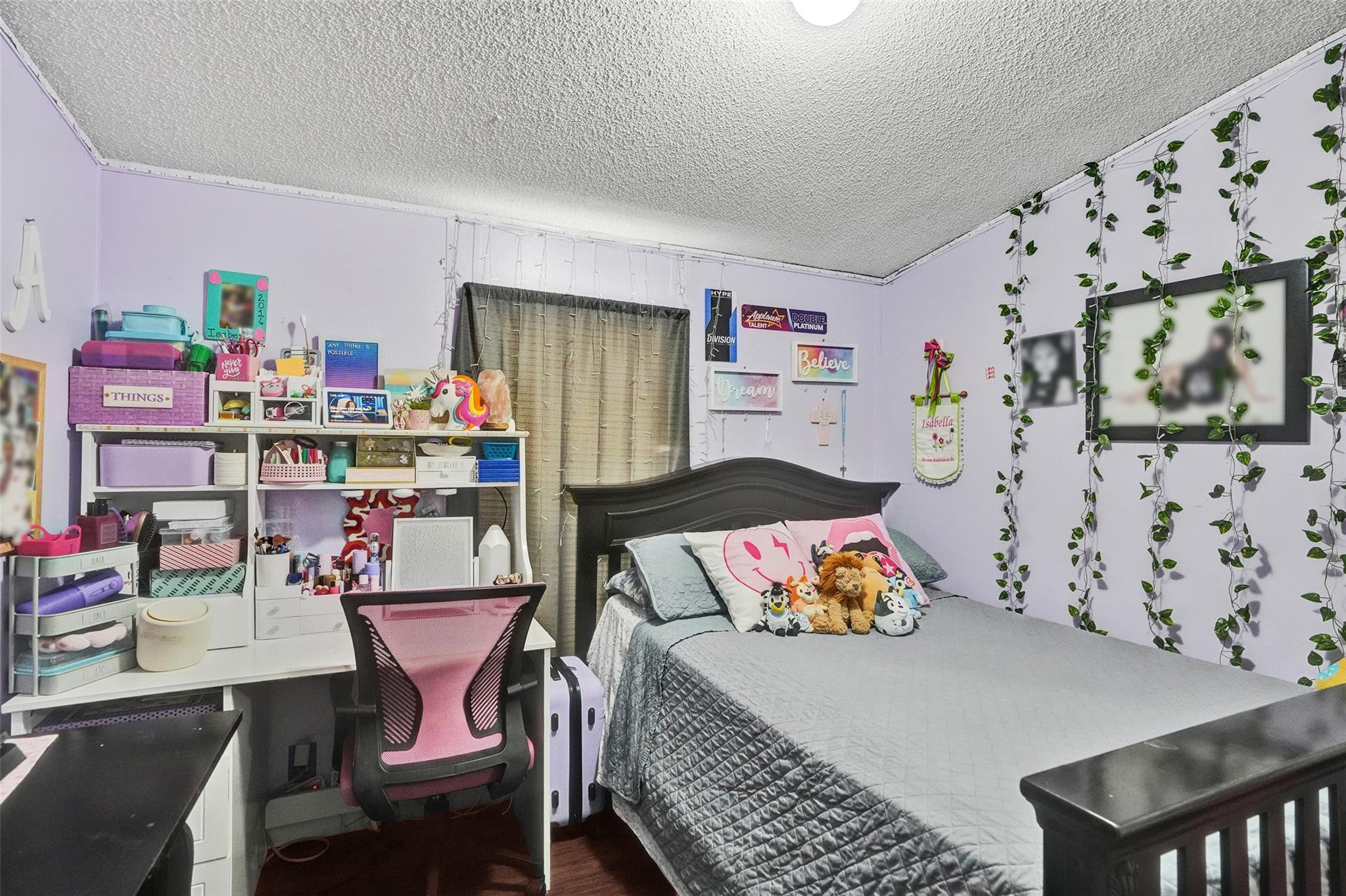 Ravenswood Estates & Mari - Residential