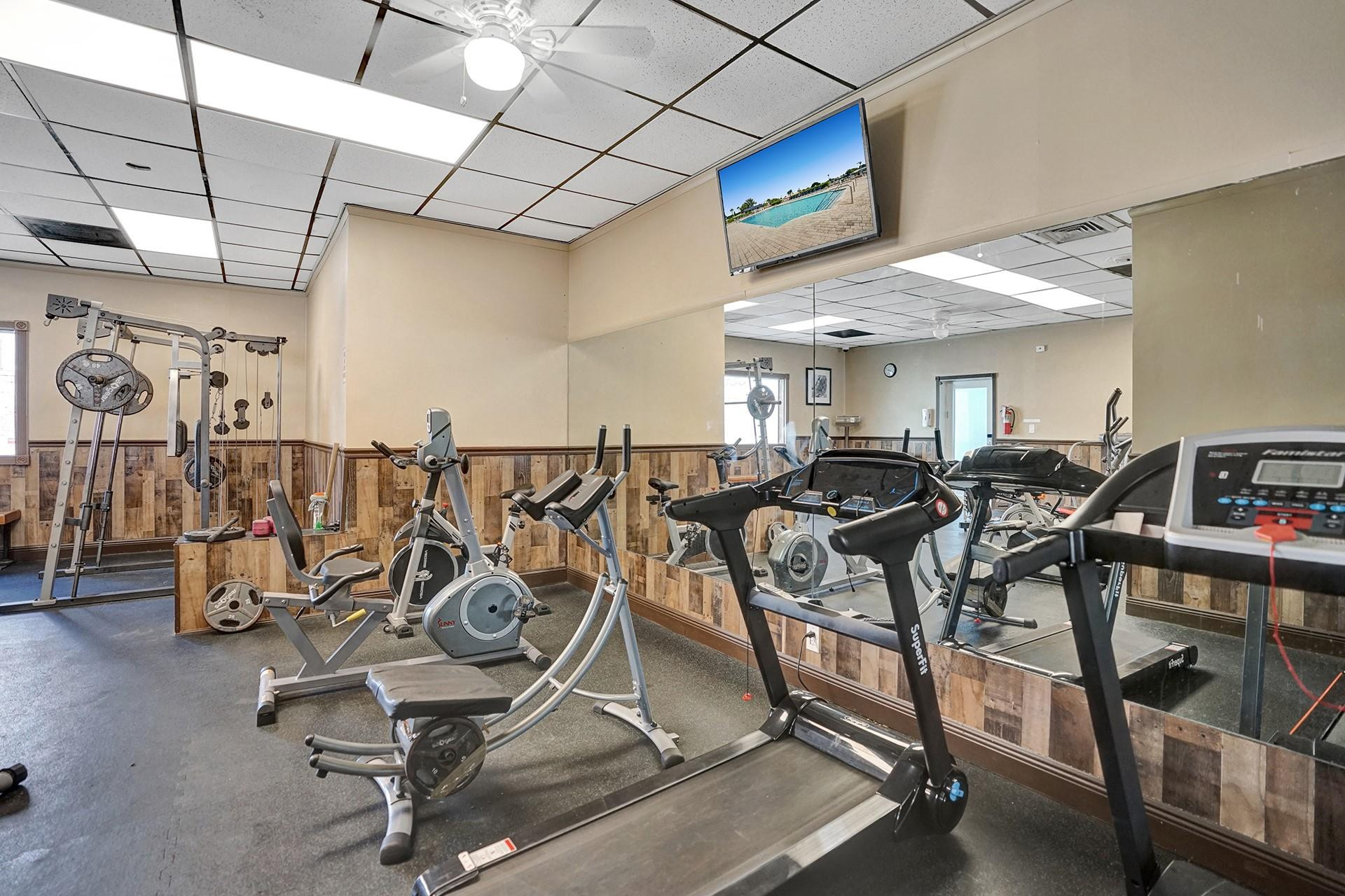 Ravenswood Estates & Mari - Residential