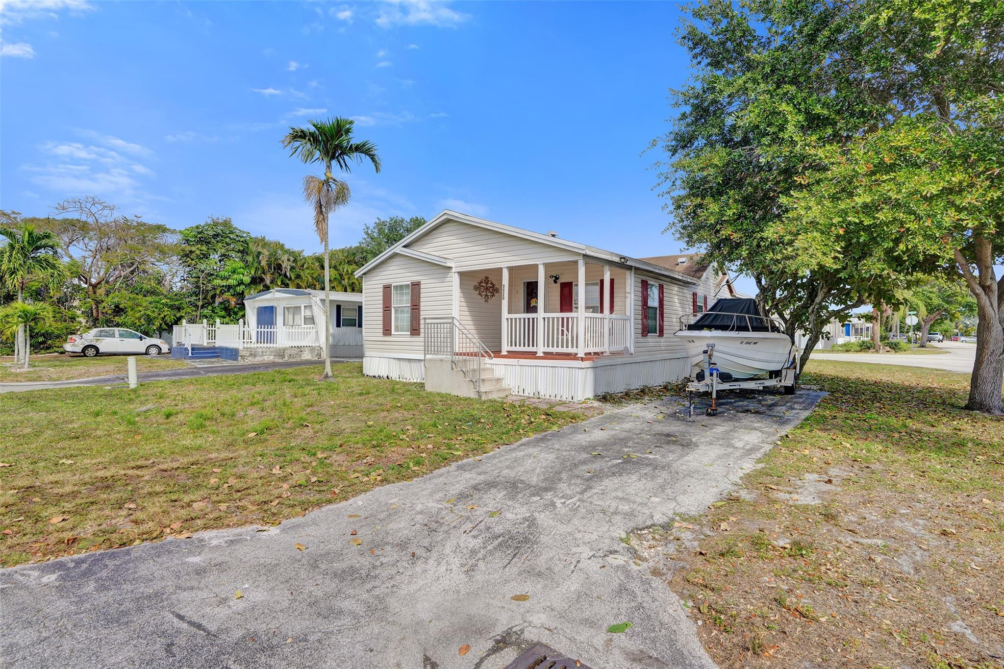 Ravenswood Estates & Mari - Residential