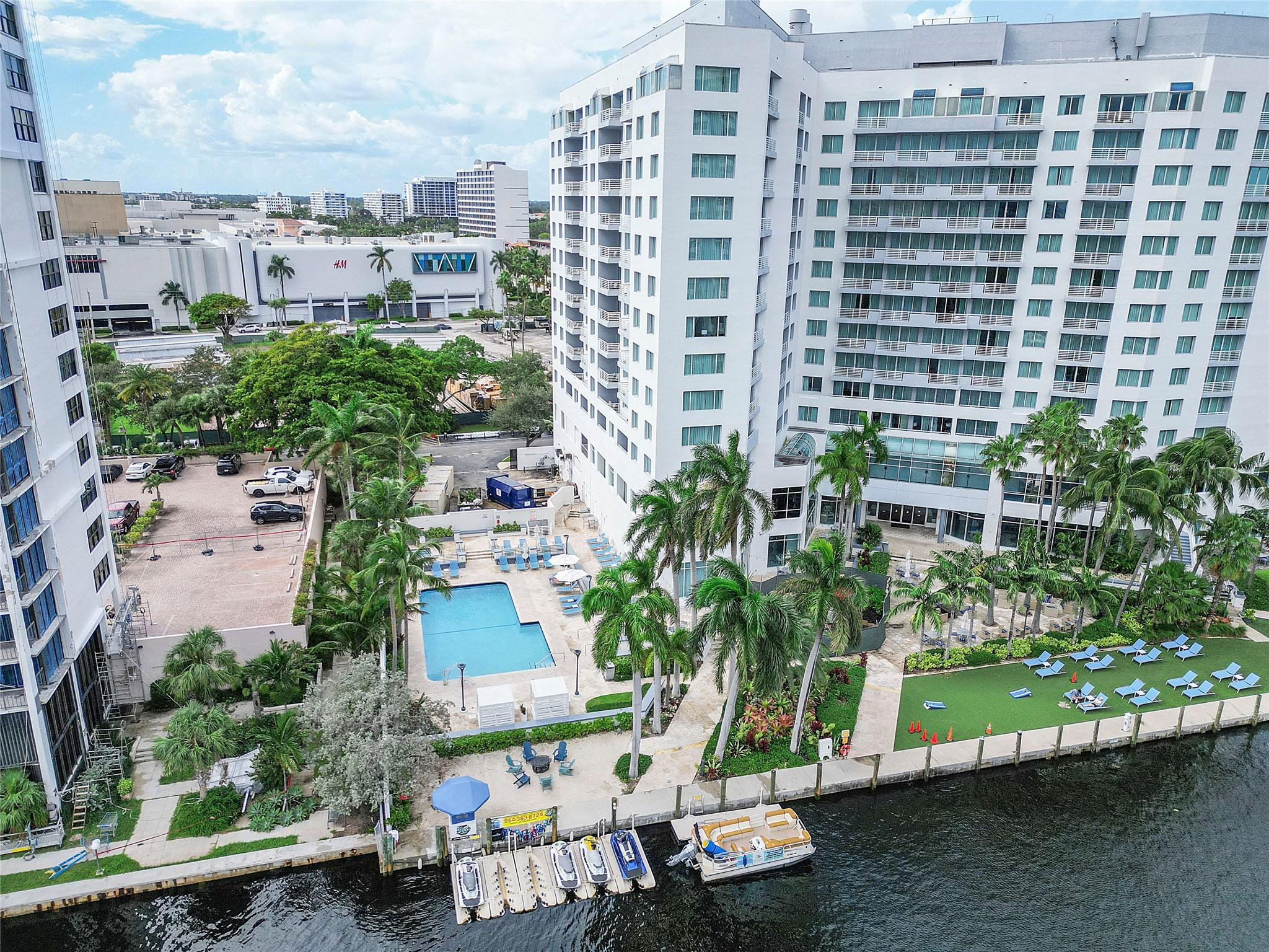 2670 E Sunrise Boulevard 1115