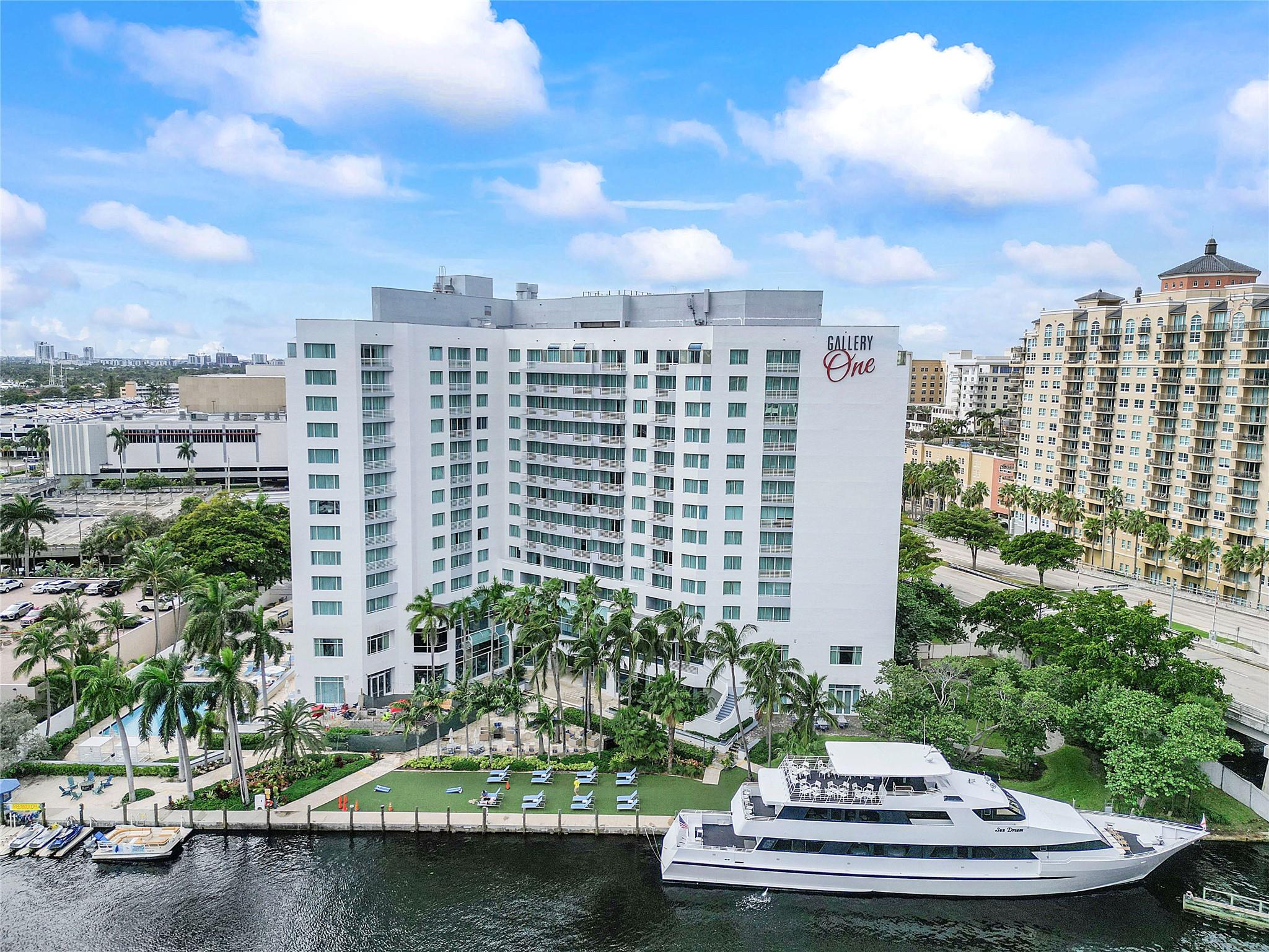 2670 E Sunrise Blvd 1115