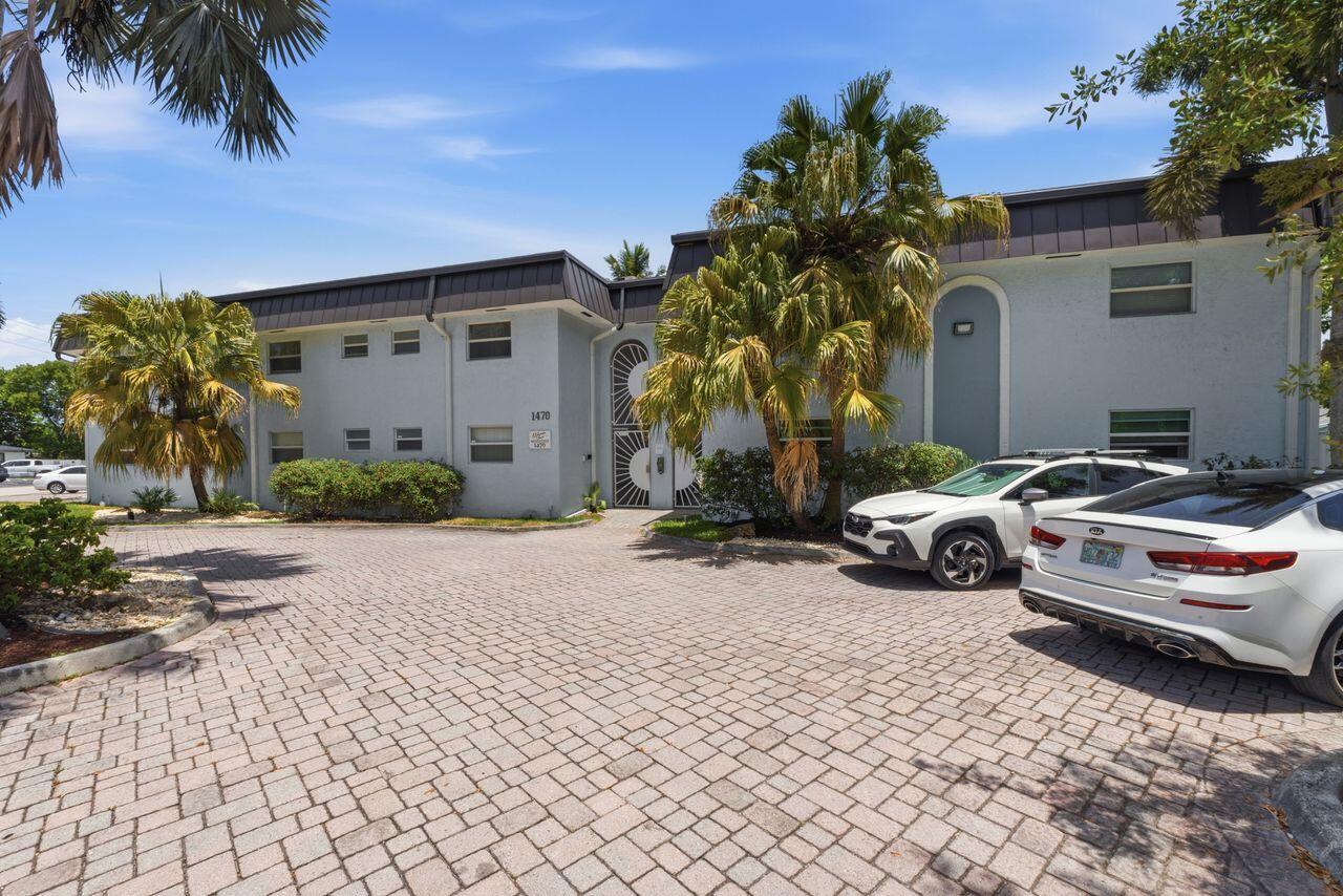 1470 N Dixie Highway 43, Fort Lauderdale FL 33304