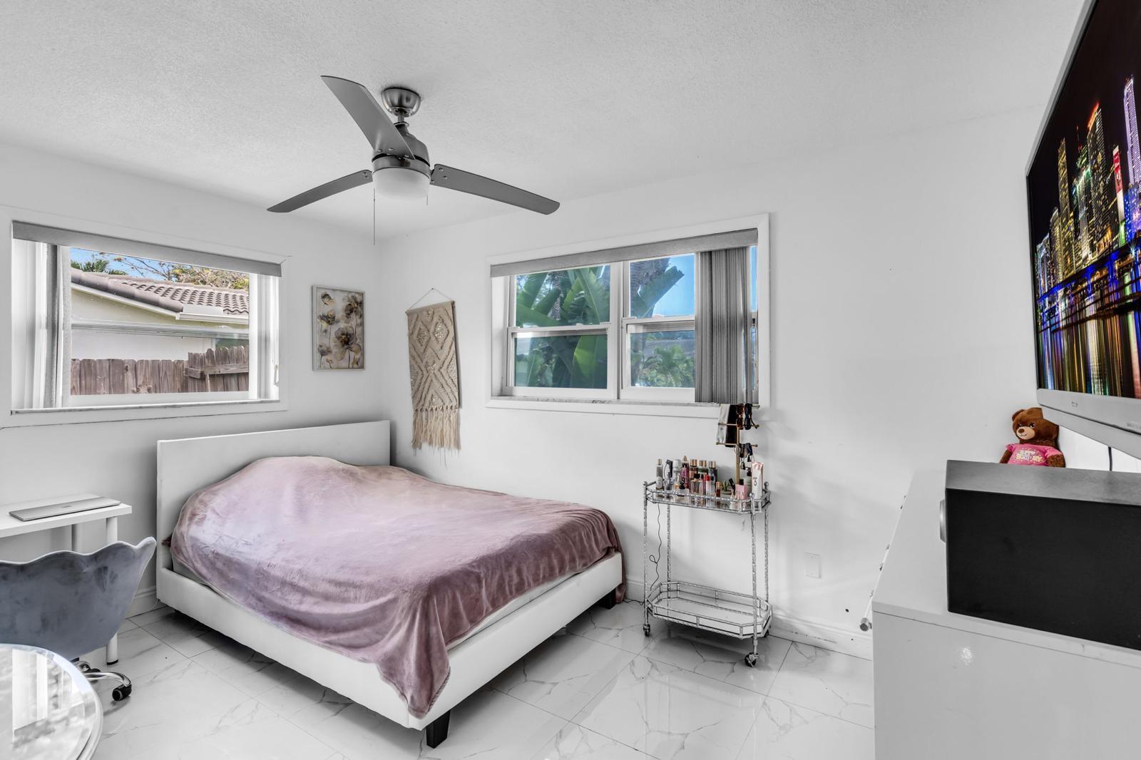 Hollywood Hills North Sec - Residential