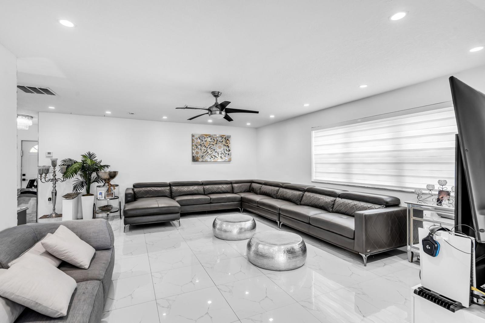 Hollywood Hills North Sec - Residential