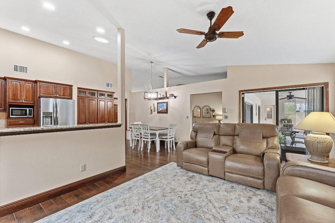 PINES OF WELLINGTON - Residential