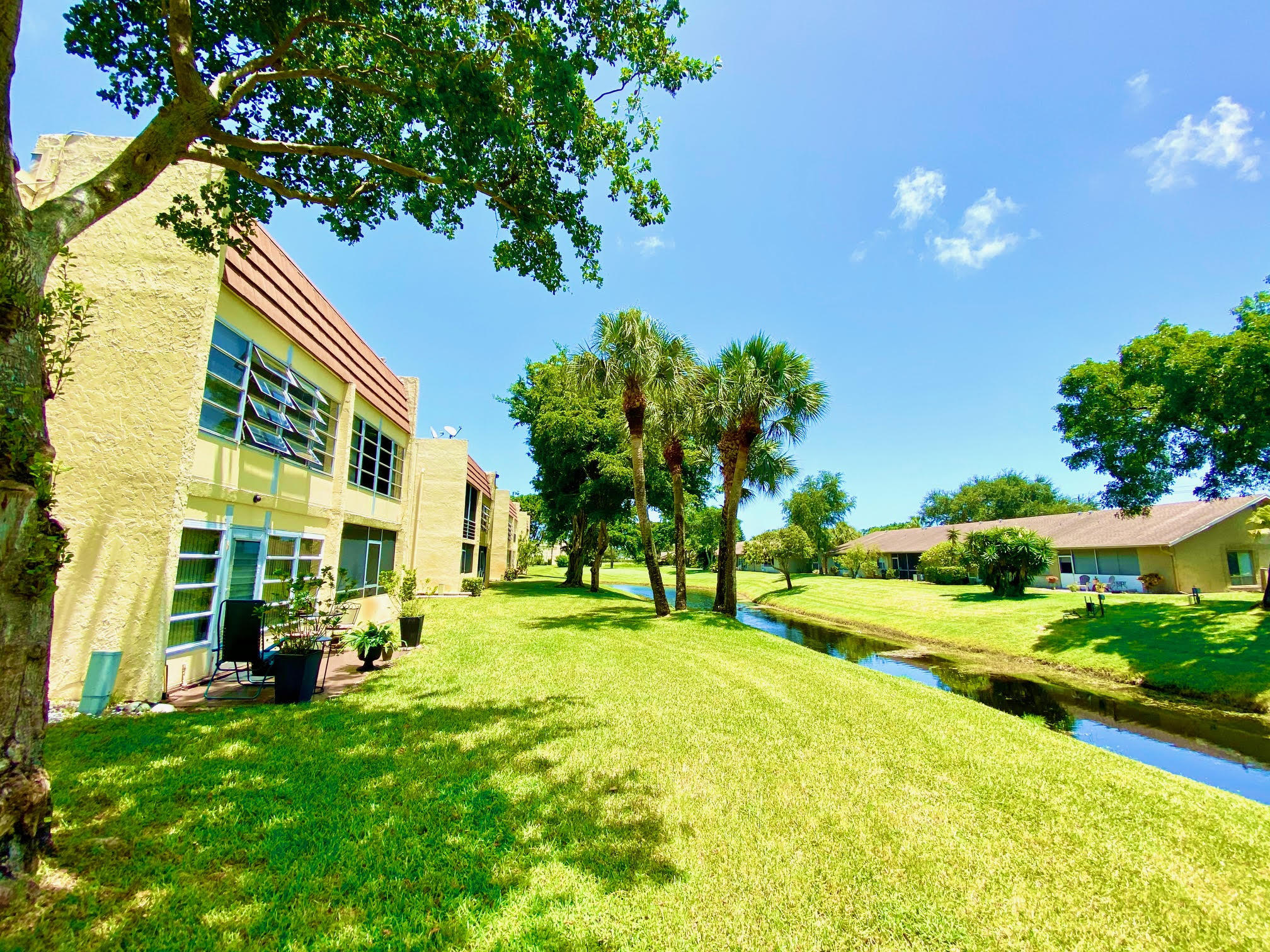 LAGO DEL REY CONDO - Residential Lease