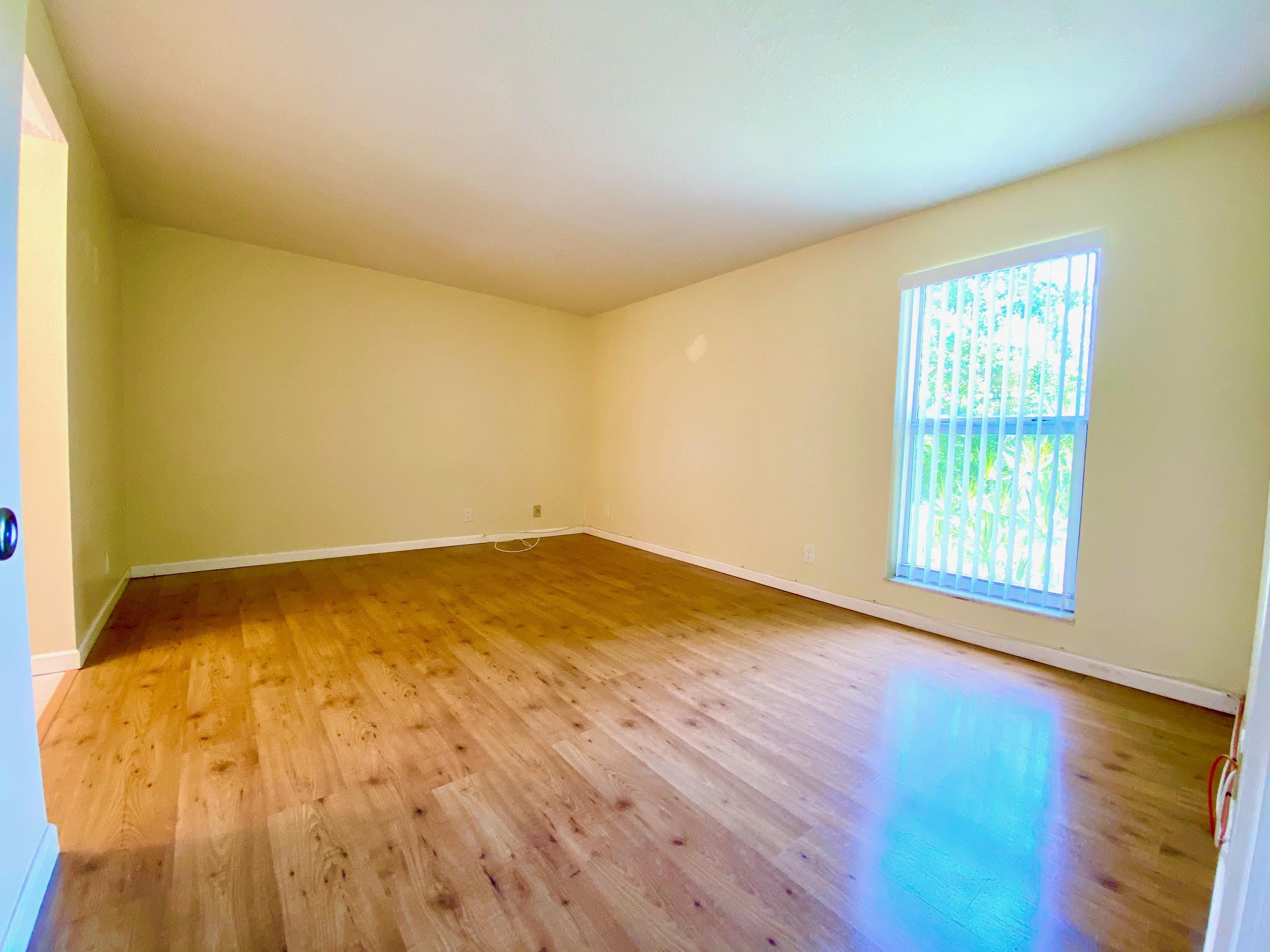 LAGO DEL REY CONDO - Residential Lease