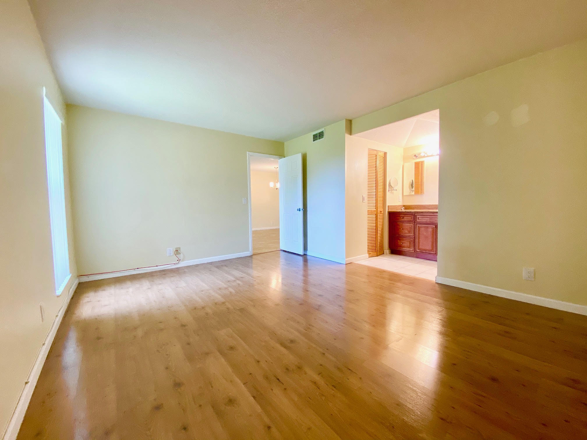 LAGO DEL REY CONDO - Residential Lease