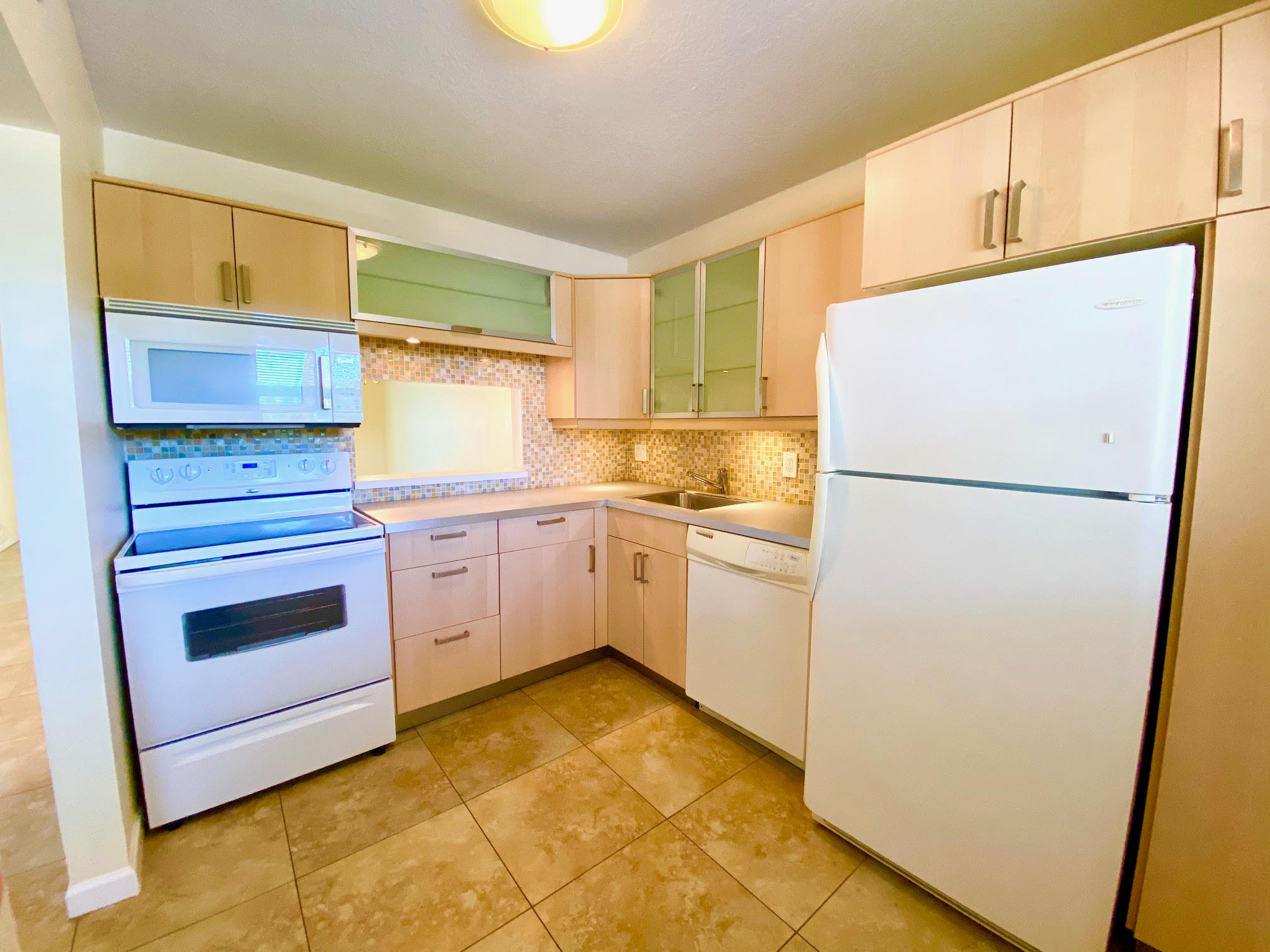 LAGO DEL REY CONDO - Residential Lease