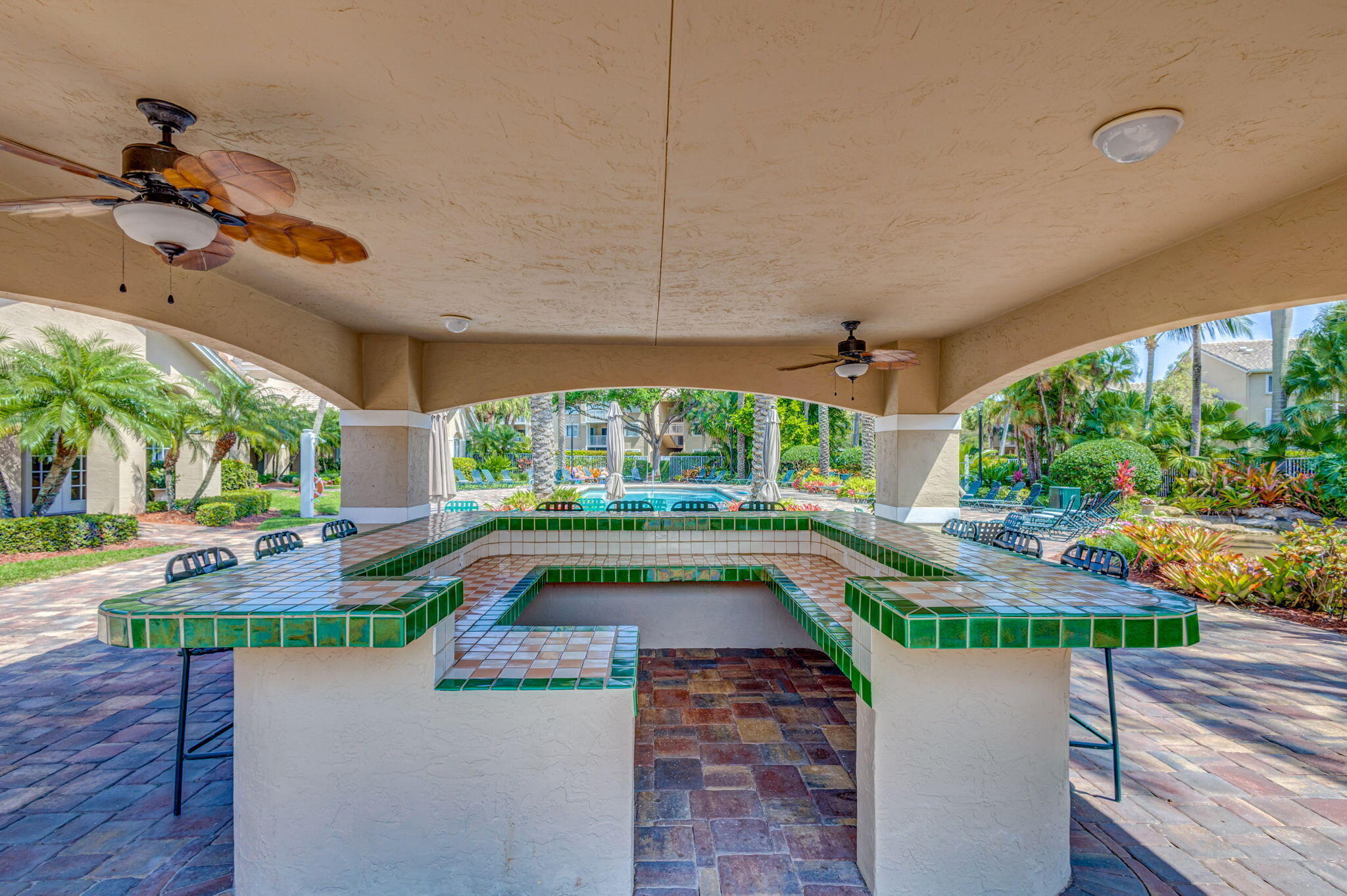 LIGHTHOUSE COVE AT TEQUESTA CONDO - Residential Lease
