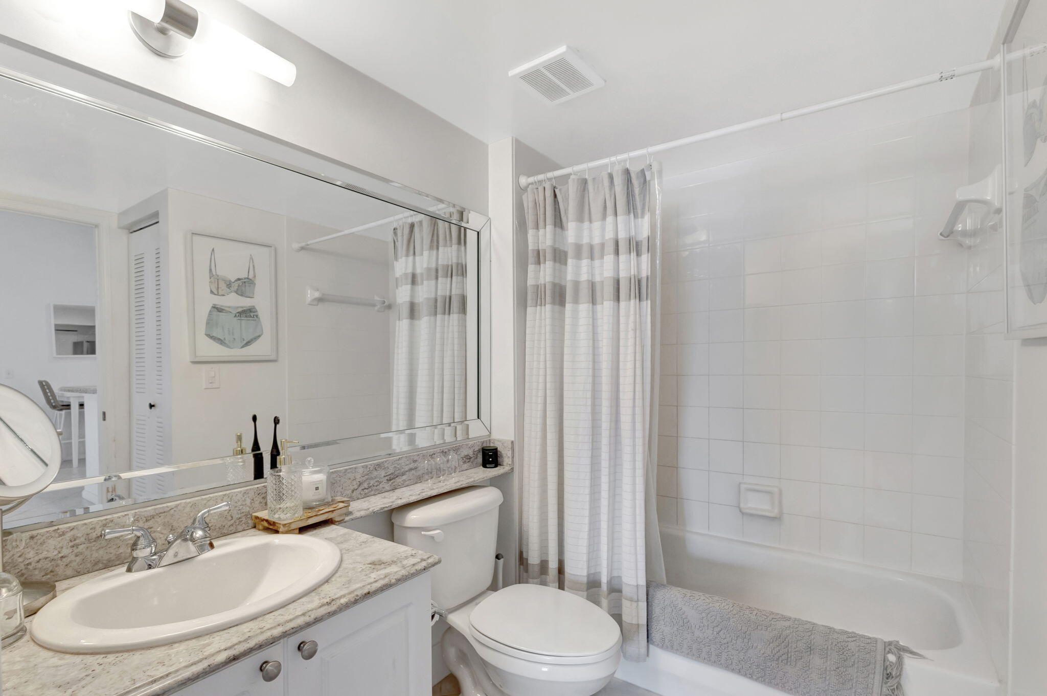 LIGHTHOUSE COVE AT TEQUESTA CONDO - Residential Lease