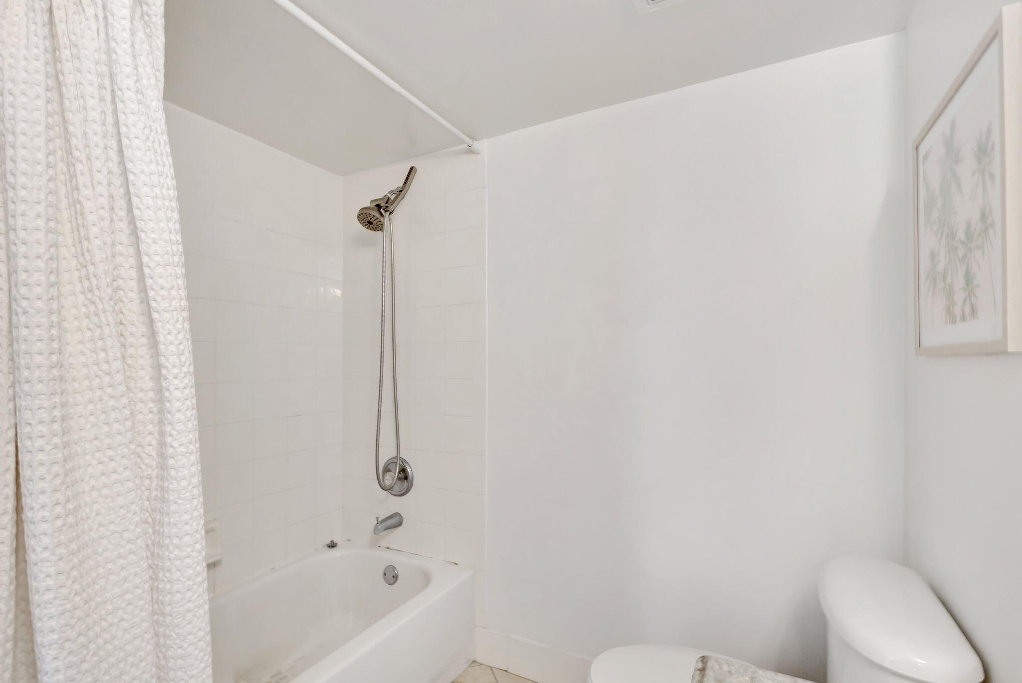 LIGHTHOUSE COVE AT TEQUESTA CONDO - Residential Lease