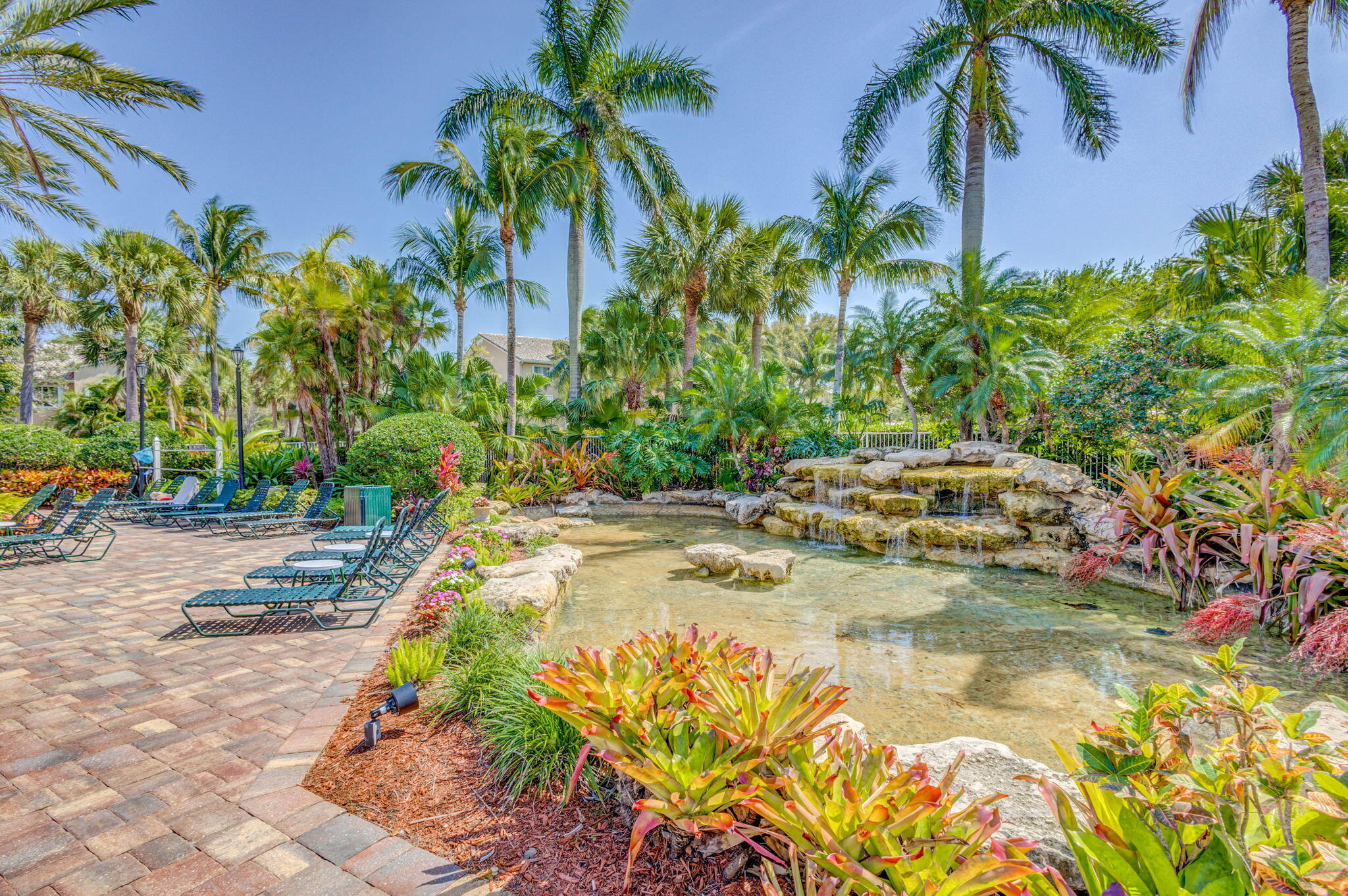 LIGHTHOUSE COVE AT TEQUESTA CONDO - Residential Lease