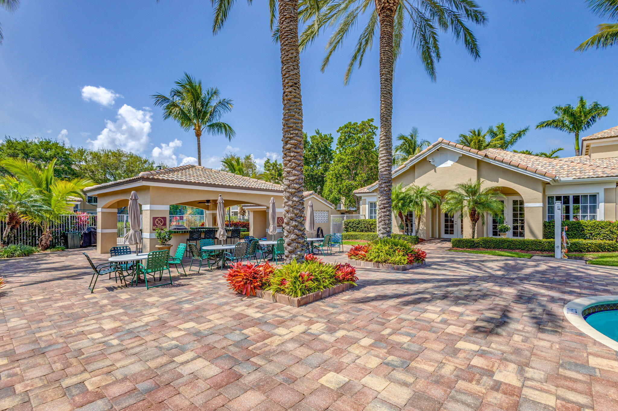 LIGHTHOUSE COVE AT TEQUESTA CONDO - Residential Lease