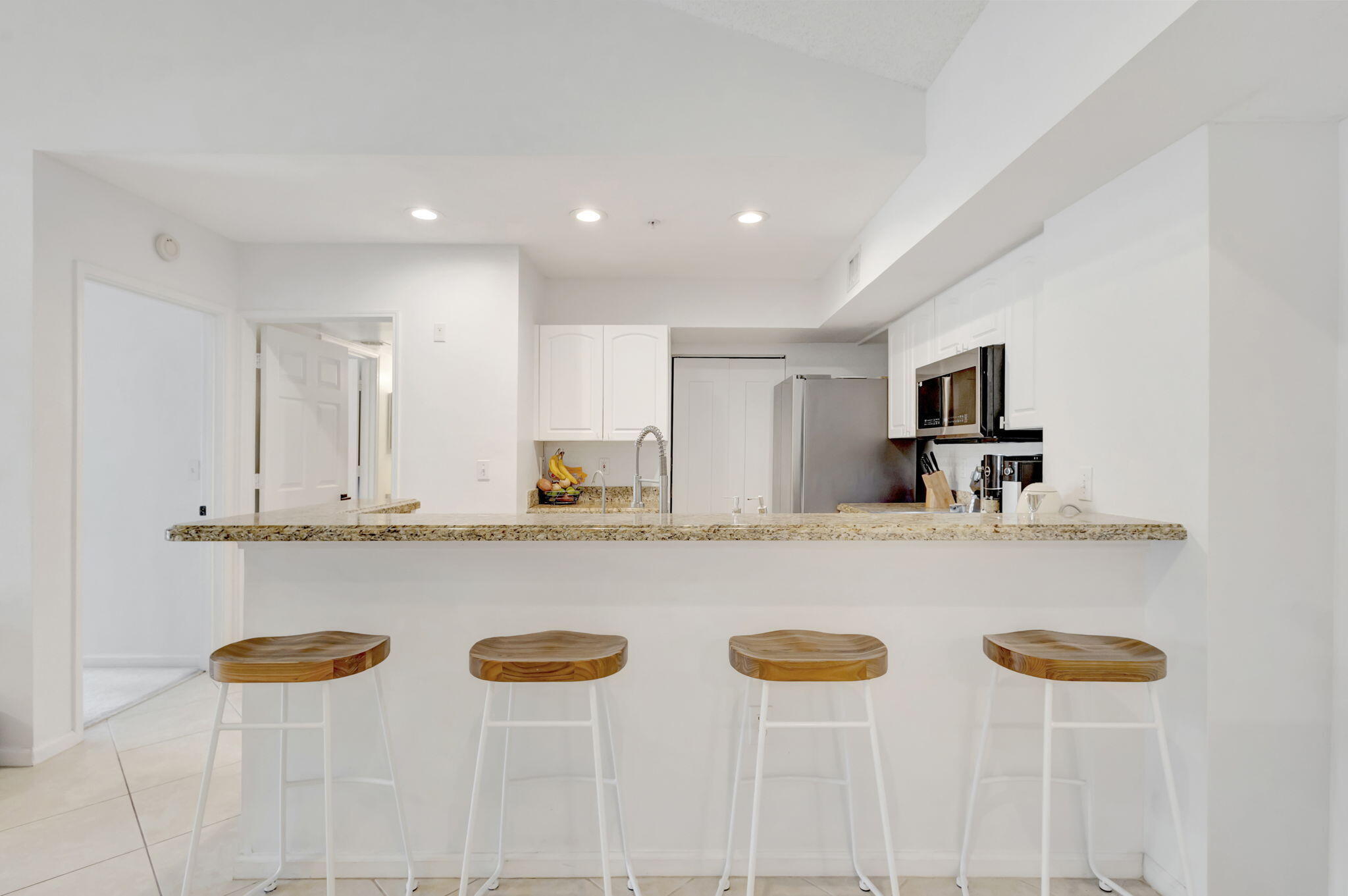 LIGHTHOUSE COVE AT TEQUESTA CONDO - Residential Lease