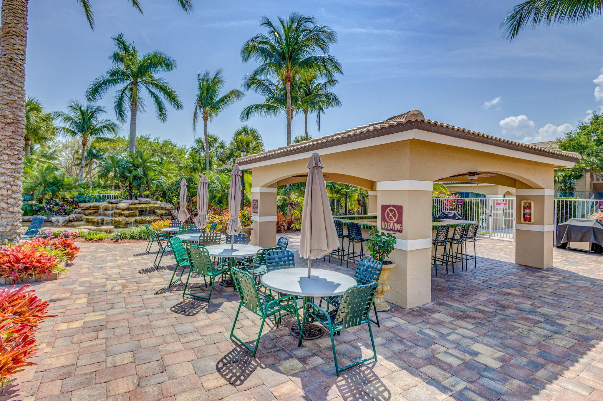 LIGHTHOUSE COVE AT TEQUESTA CONDO - Residential Lease