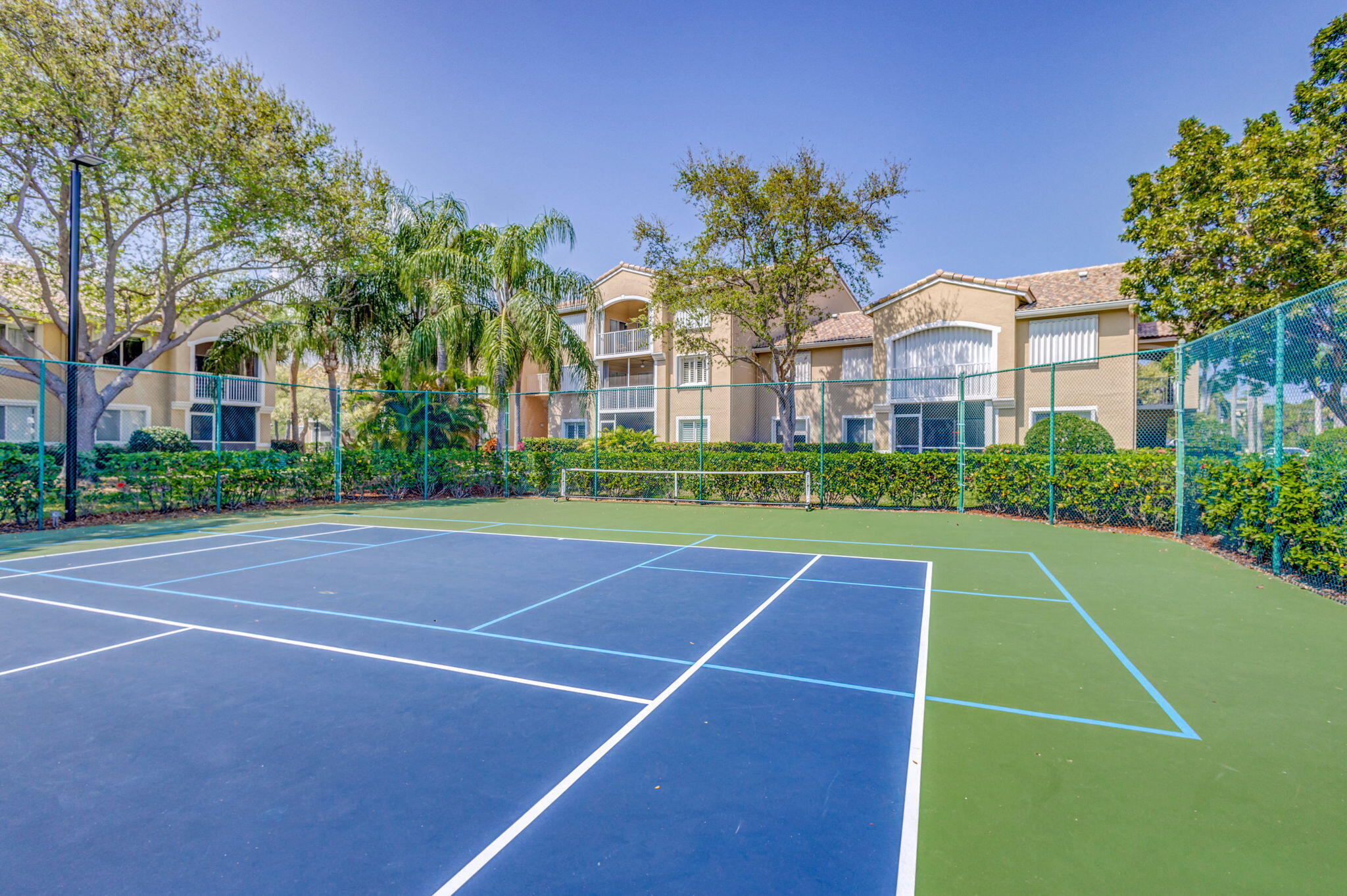 LIGHTHOUSE COVE AT TEQUESTA CONDO - Residential Lease