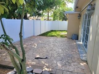 Dania Highlands 2 90-38 B - Residential Income