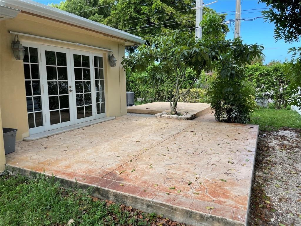 Dania Highlands 2 90-38 B - Residential Income