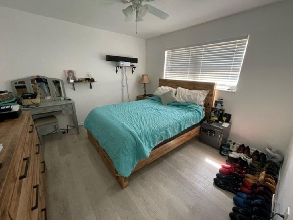 Dania Highlands 2 90-38 B - Residential Income